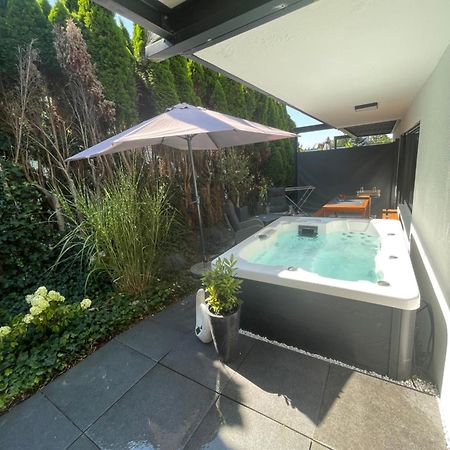 Rosmarin - Kuschelige Fewo - Romantik & Entspannung Im Whirlpool Auf Privater Terrasse, Ruhe & Hund Willkommen - By Ferienwohnenamsee - Uberlingen Luaran gambar