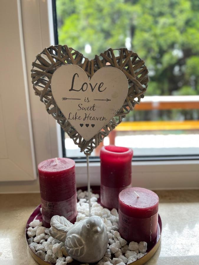 Rosmarin - Kuschelige Fewo - Romantik & Entspannung Im Whirlpool Auf Privater Terrasse, Ruhe & Hund Willkommen - By Ferienwohnenamsee - Uberlingen Luaran gambar